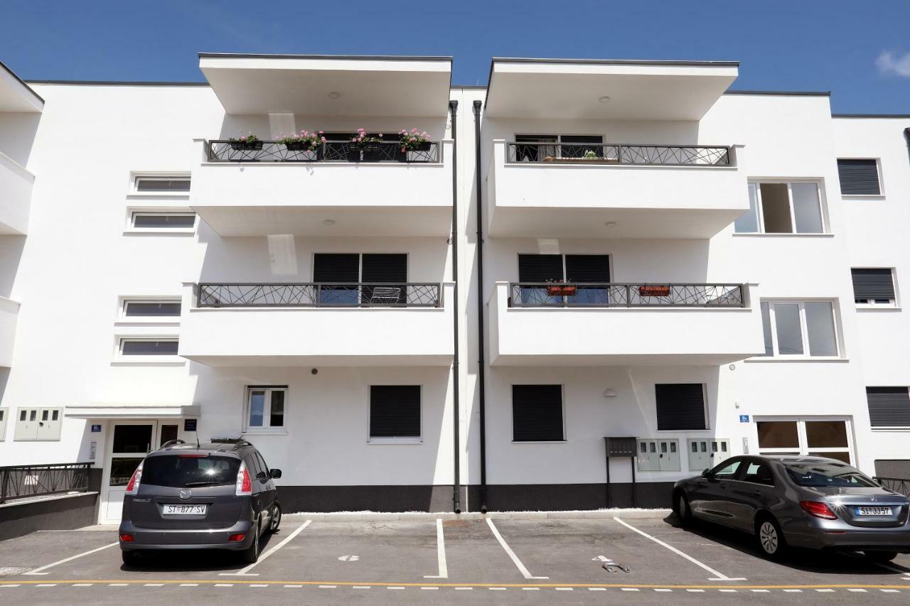 Apartment Little Marijeta Trogir Kültér fotó